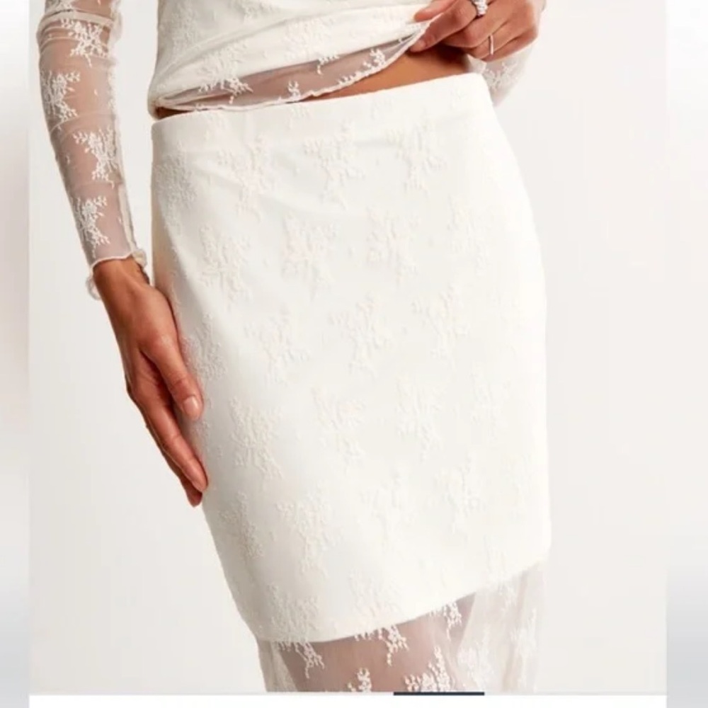 Abercrombie & Fitch NWT!!!!!l Lace midi skirt - Picture 3 of 11